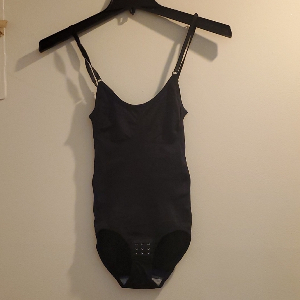 NNT Women shapewear Seamless Bodysuit Black Adjustable Straps Barbie Core S